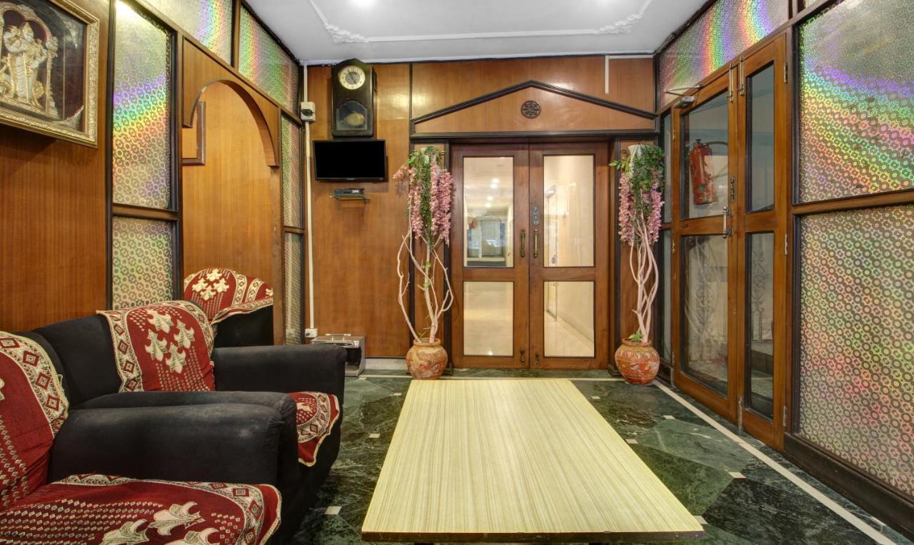 Treebo Mira Inn Calcutta Buitenkant foto