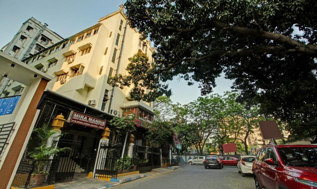Treebo Mira Inn Calcutta Buitenkant foto