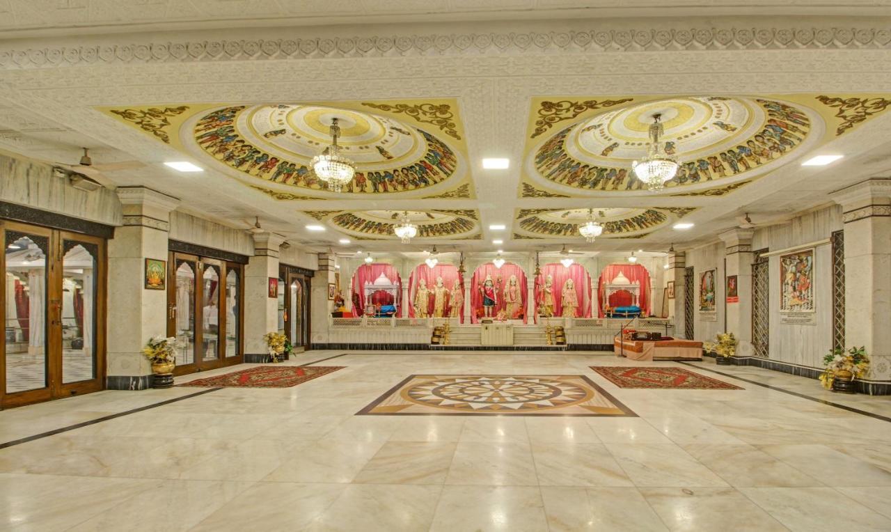 Treebo Mira Inn Calcutta Buitenkant foto